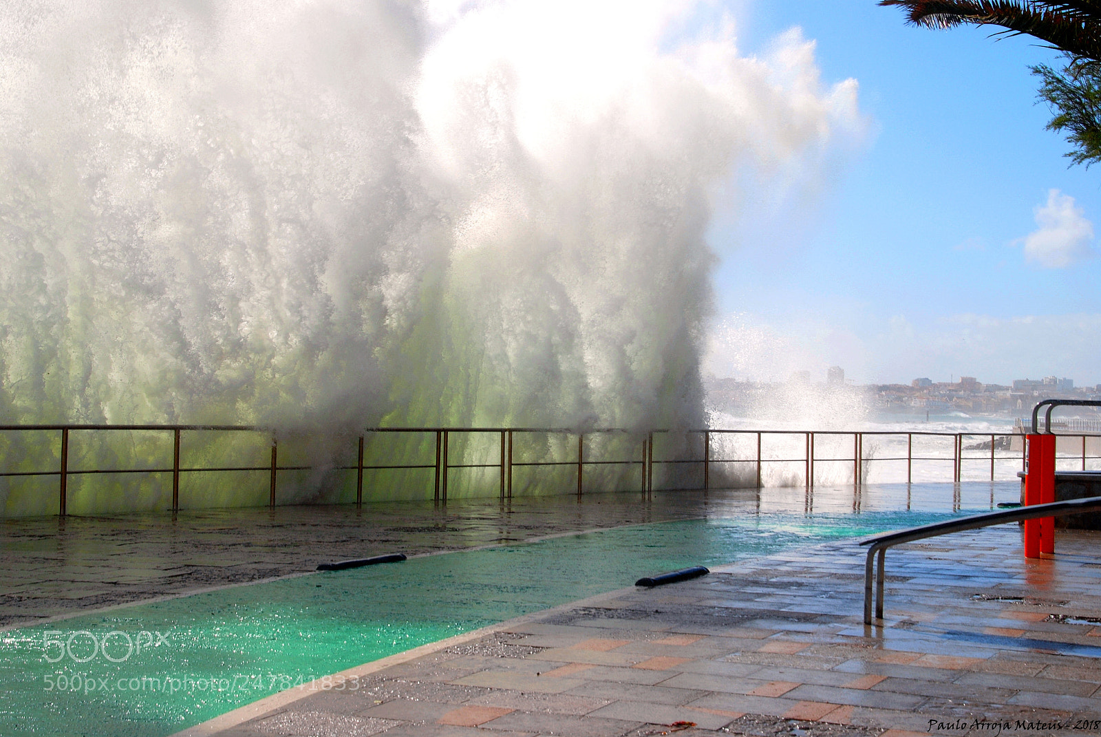 Nikon D80 sample photo. Strong sea photography