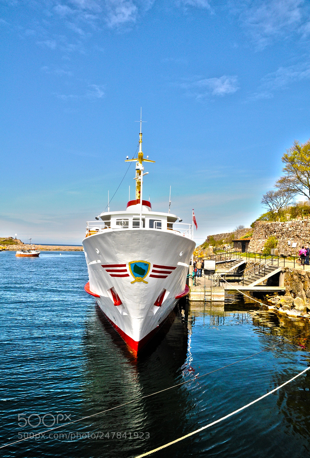 Nikon D90 sample photo. Boat photography