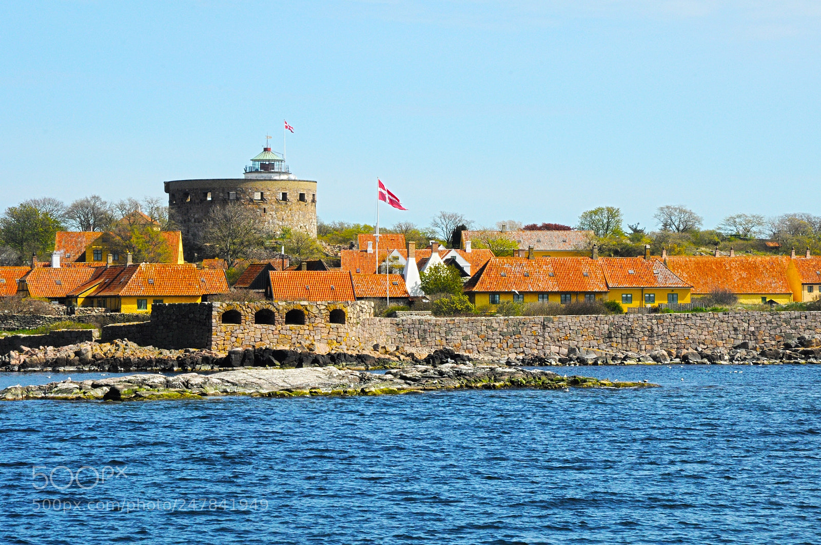 Nikon D90 sample photo. Arriving at christiansø photography