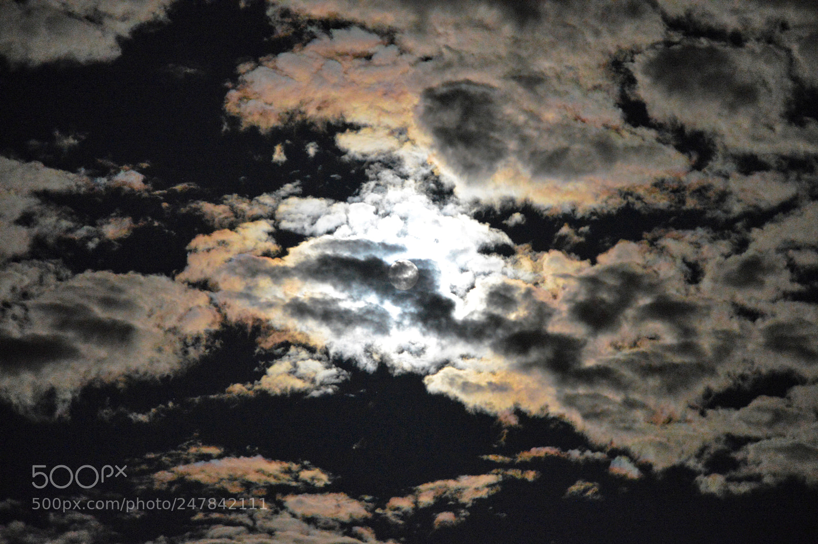 Nikon D3200 sample photo. Moon and clouds photography