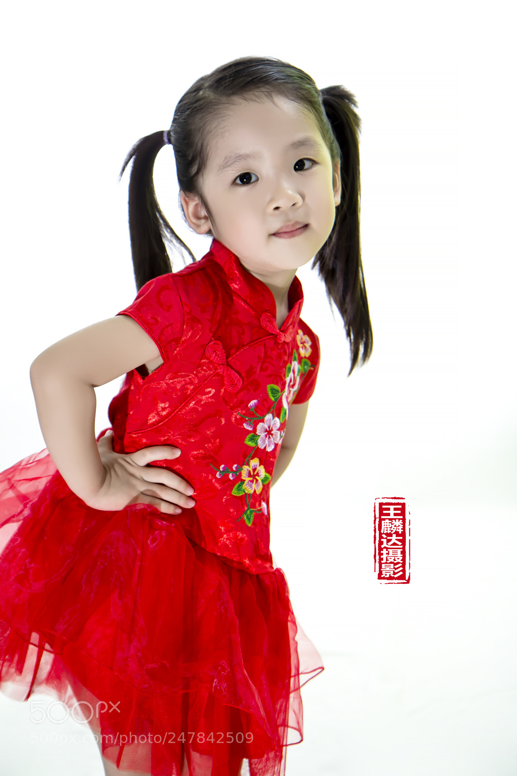 Canon EOS 60D sample photo. Little red dress photography