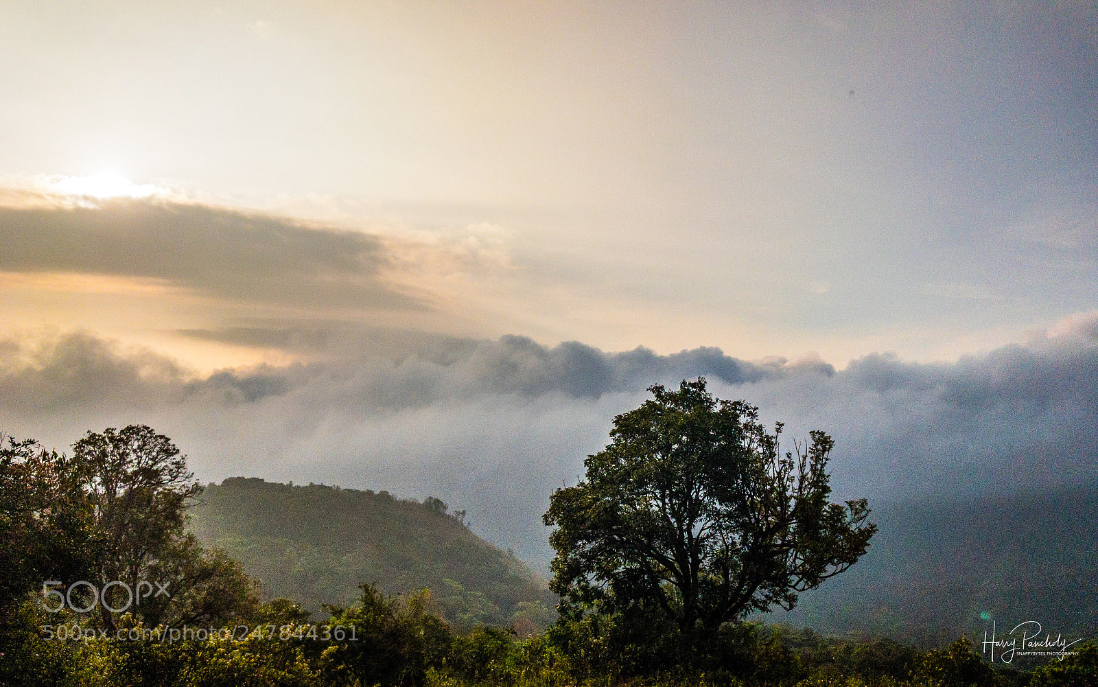 Apple iPhone 7 Plus sample photo. Mountain of clouds photography