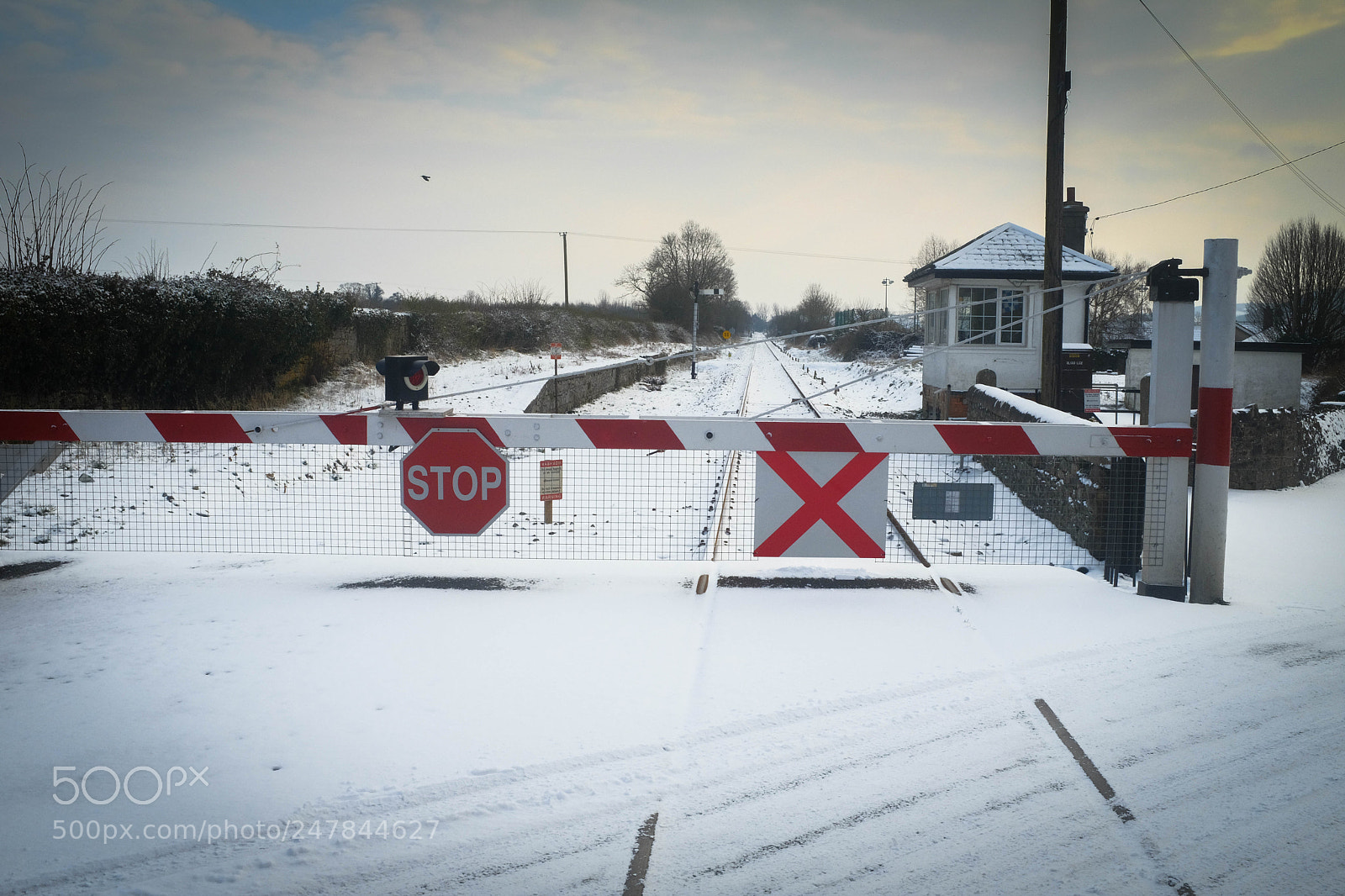 Fujifilm X100F sample photo. Kilsheelan - red alert photography