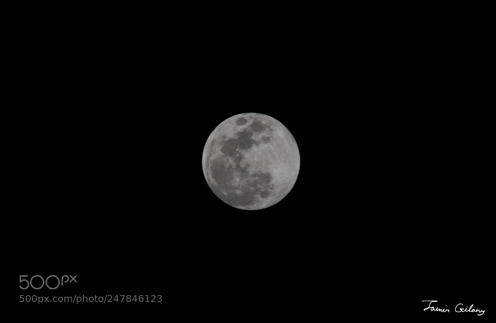 Canon EOS 200D (EOS Rebel SL2 / EOS Kiss X9) sample photo. Full moon photography