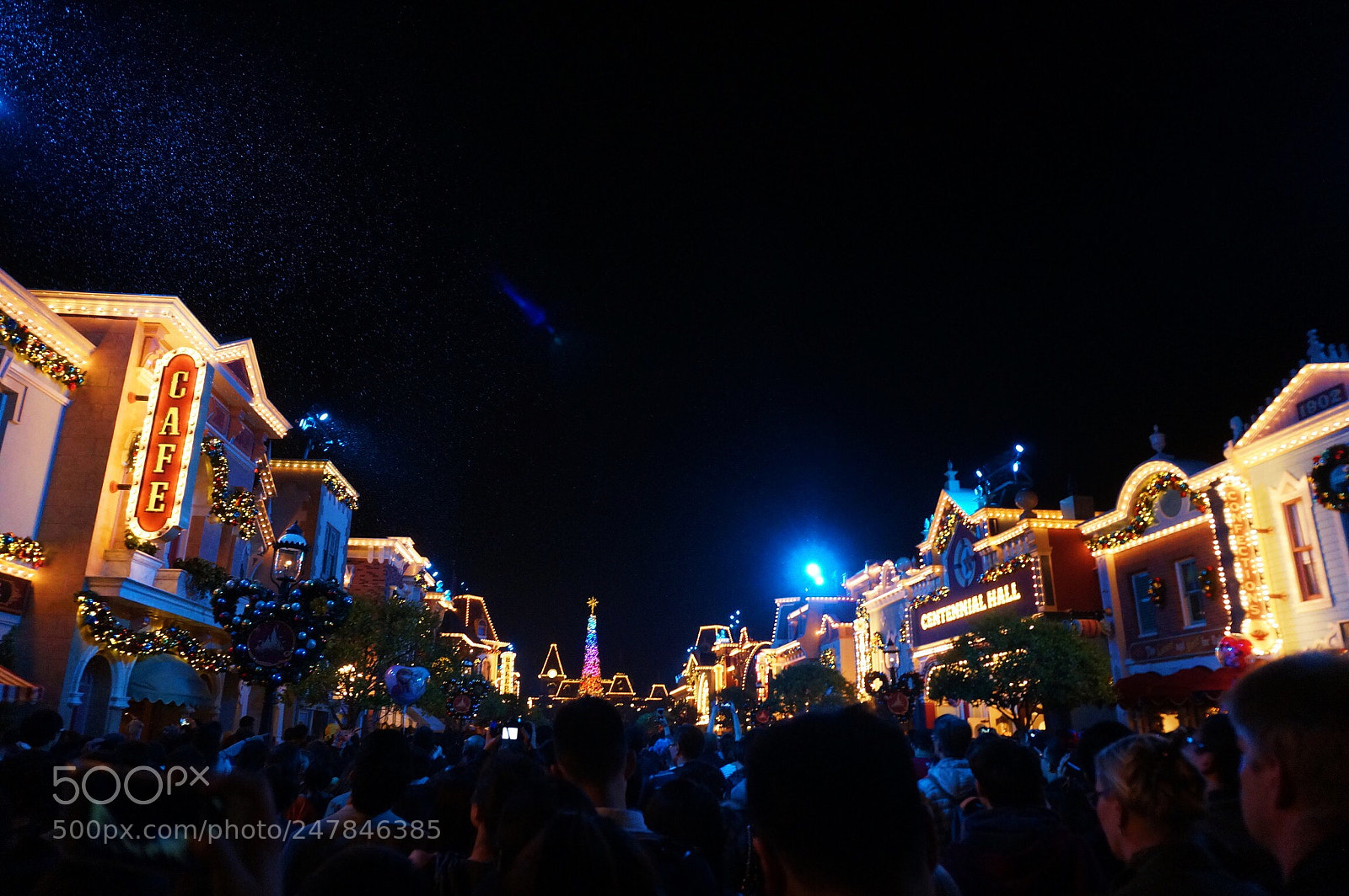 Sony Alpha NEX-5T sample photo. Disneyland 1 photography
