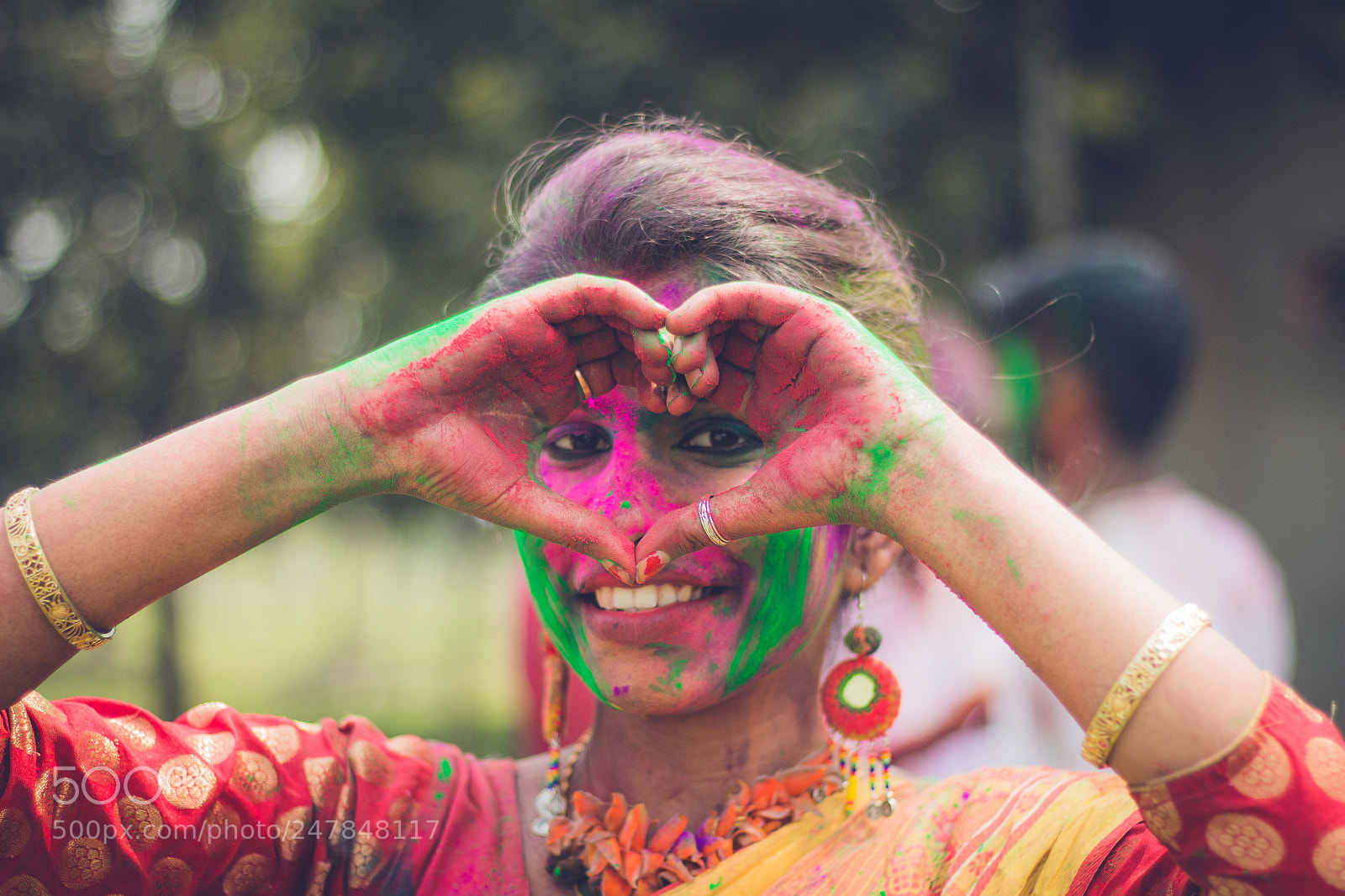 Canon EOS 700D (EOS Rebel T5i / EOS Kiss X7i) sample photo. Colorful love photography