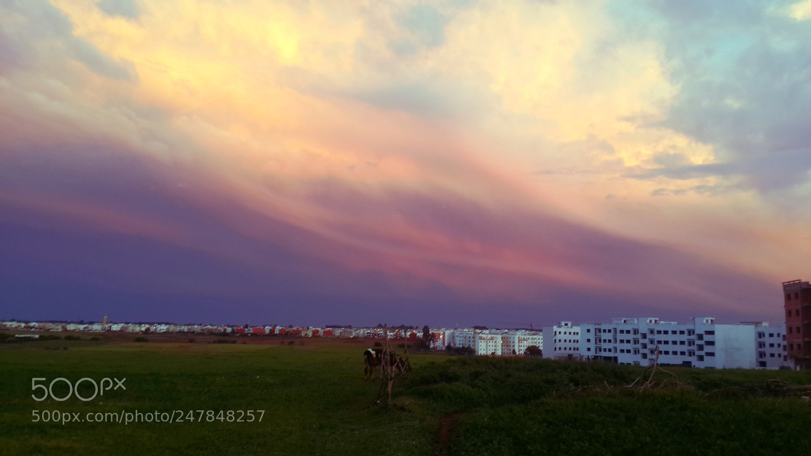 Samsung Galaxy S4 sample photo. Sunset on a cloudy photography