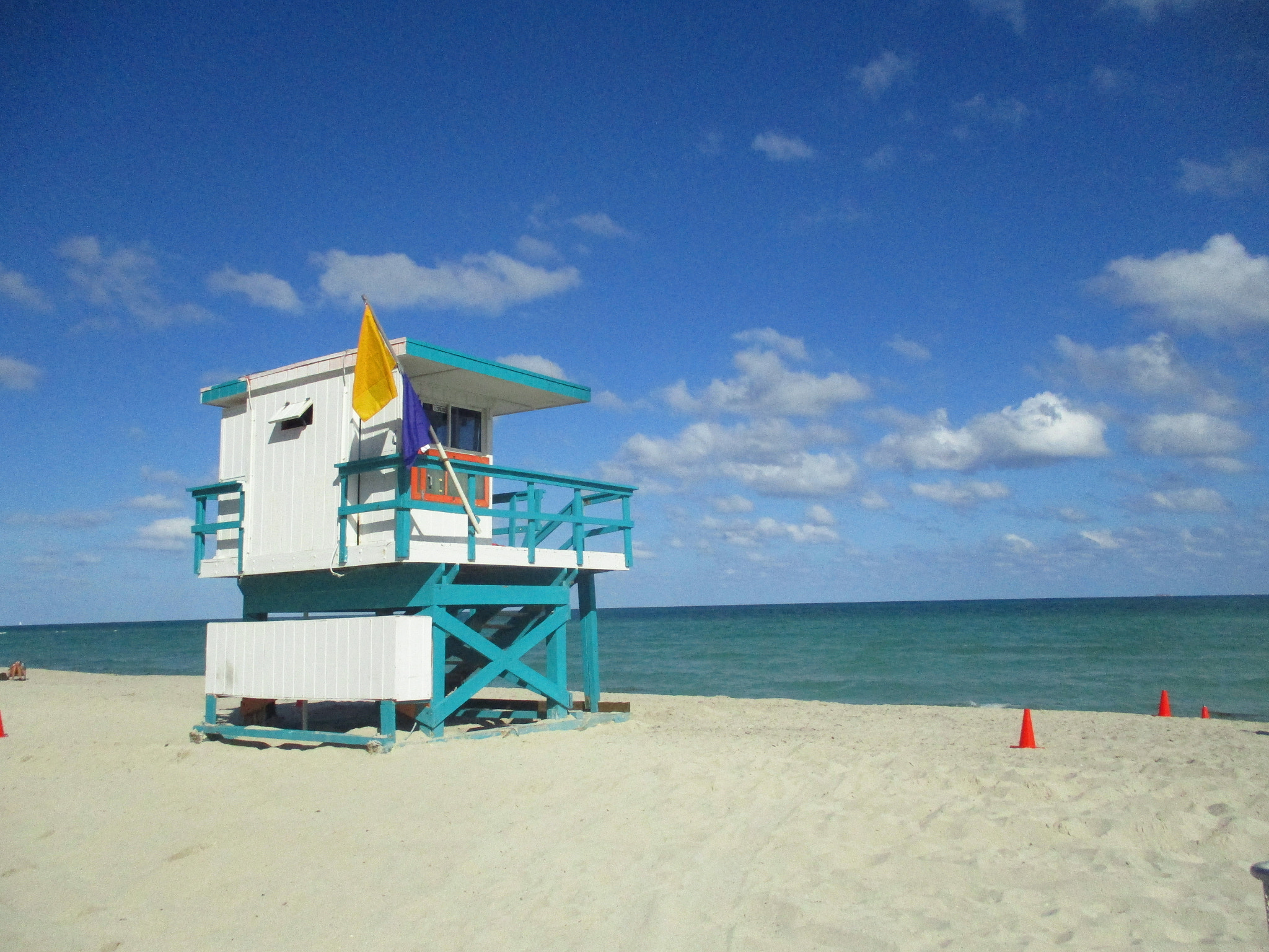 Canon PowerShot ELPH 160 (IXUS 160 / IXY 150) sample photo. Miami beach photography