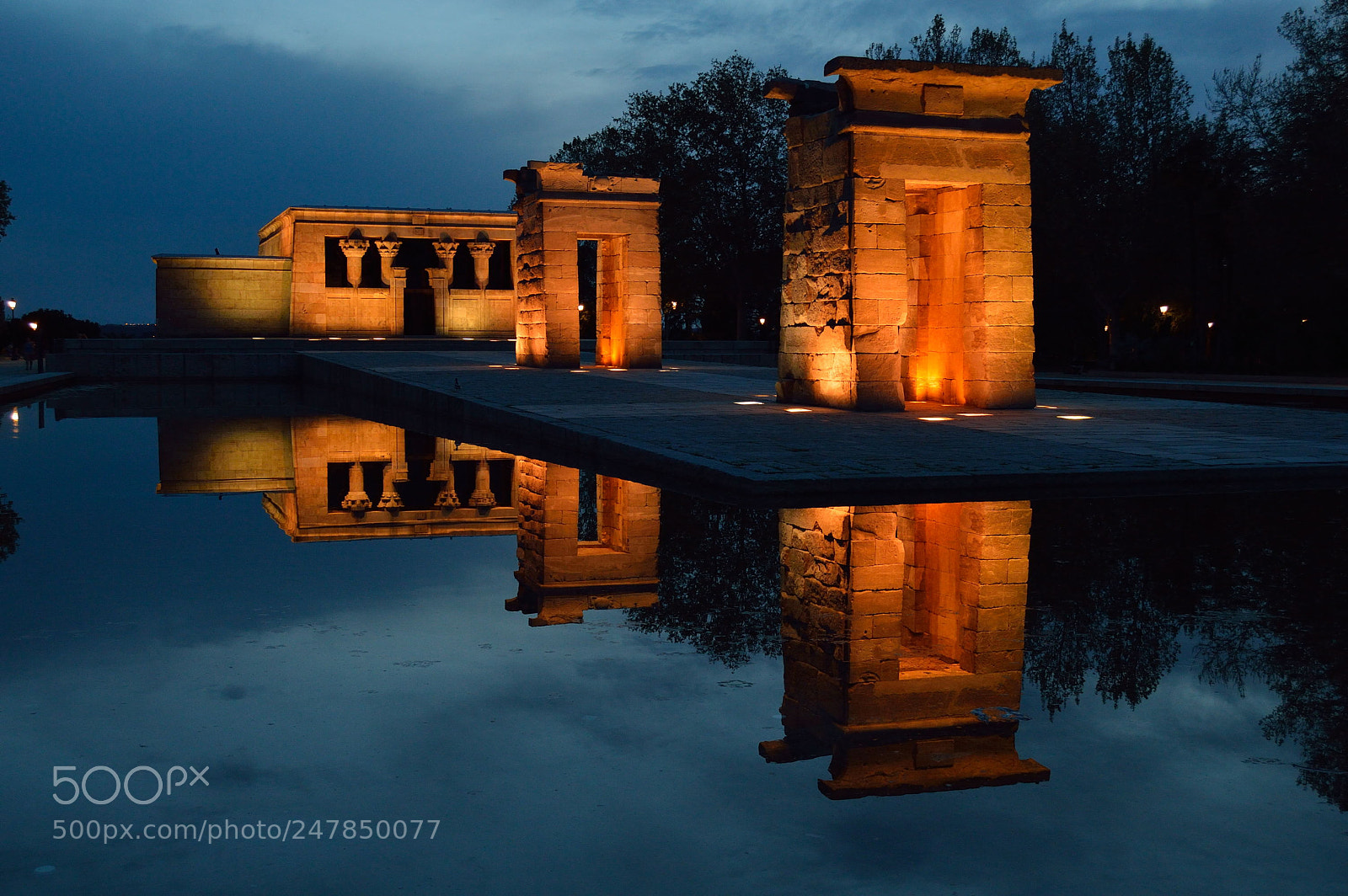 Nikon D3200 sample photo. Templo de debod photography