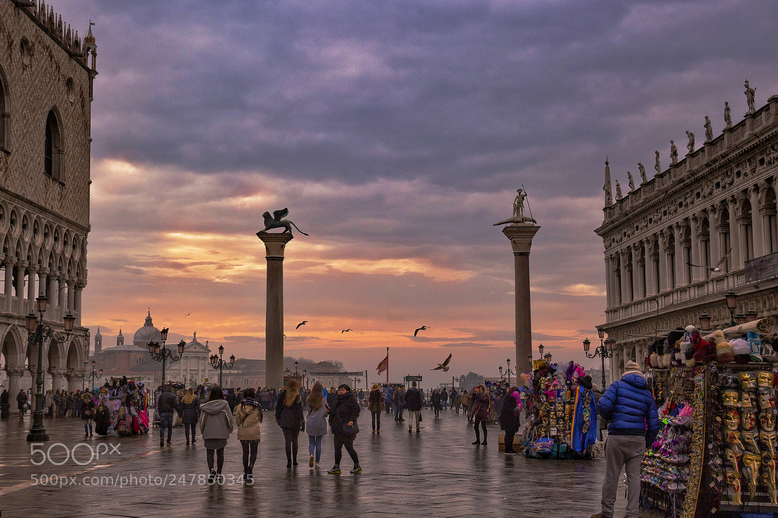 Canon EOS 700D (EOS Rebel T5i / EOS Kiss X7i) sample photo. 50 shades of venice photography
