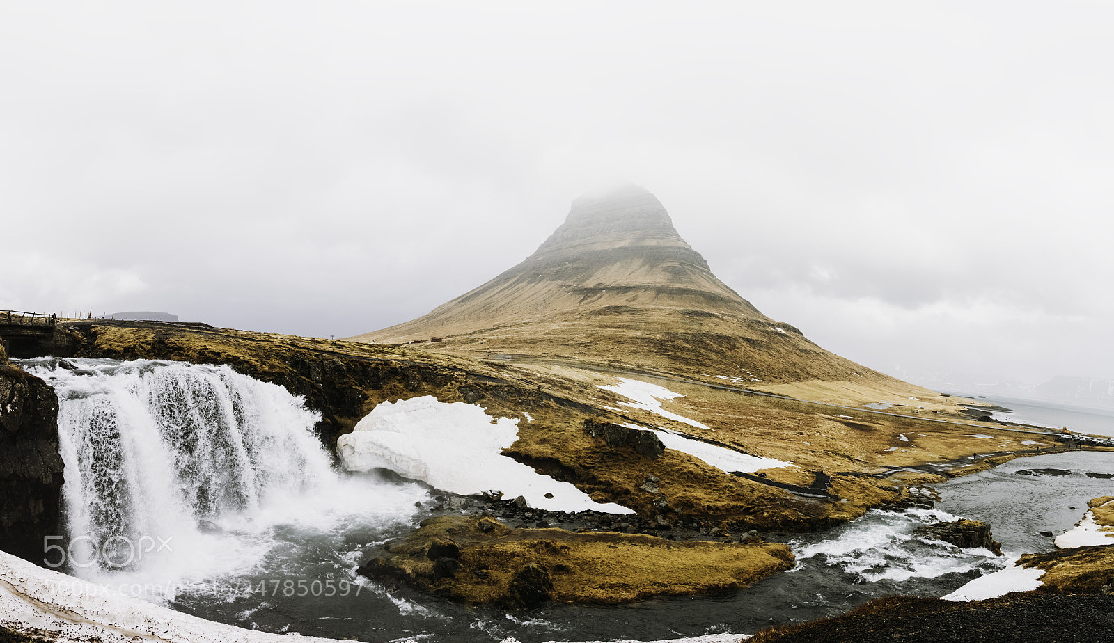 Canon EOS 760D (EOS Rebel T6s / EOS 8000D) sample photo. Kirkjufell pano photography