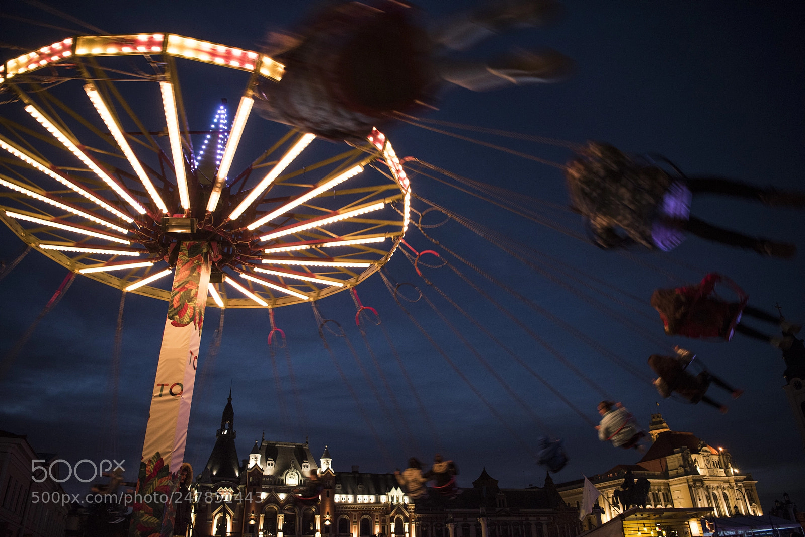Nikon D810 sample photo. Spinning photography