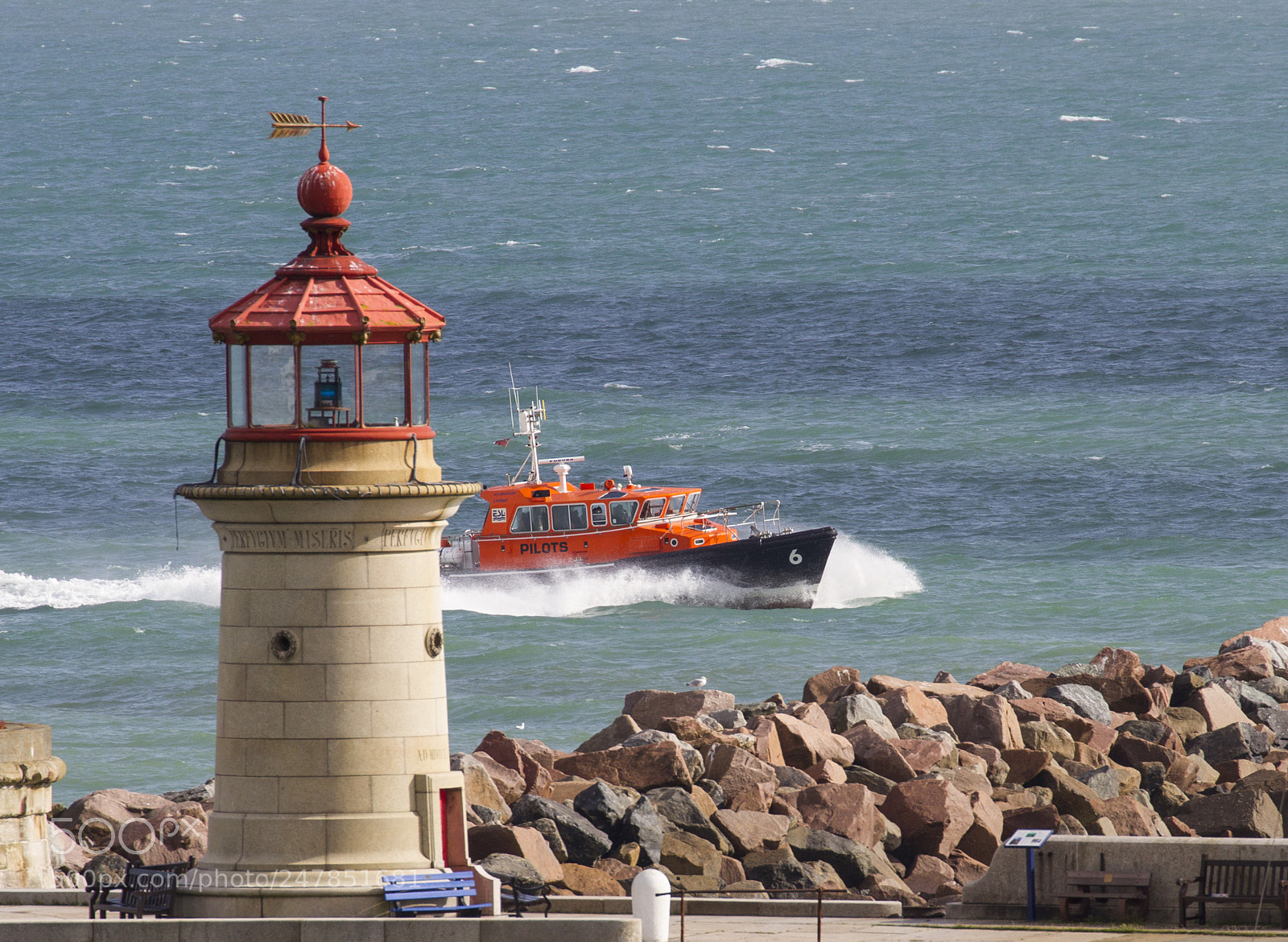 Canon EOS 7D sample photo. Pilot cutter entering ramsgate photography