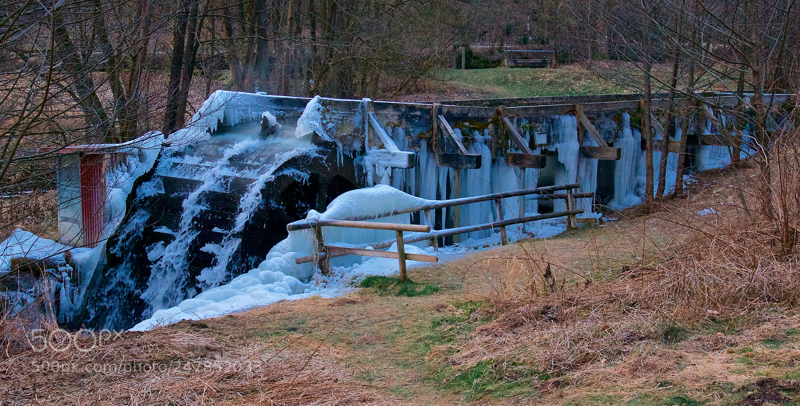 Pentax K-3 II sample photo. Water wheel photography