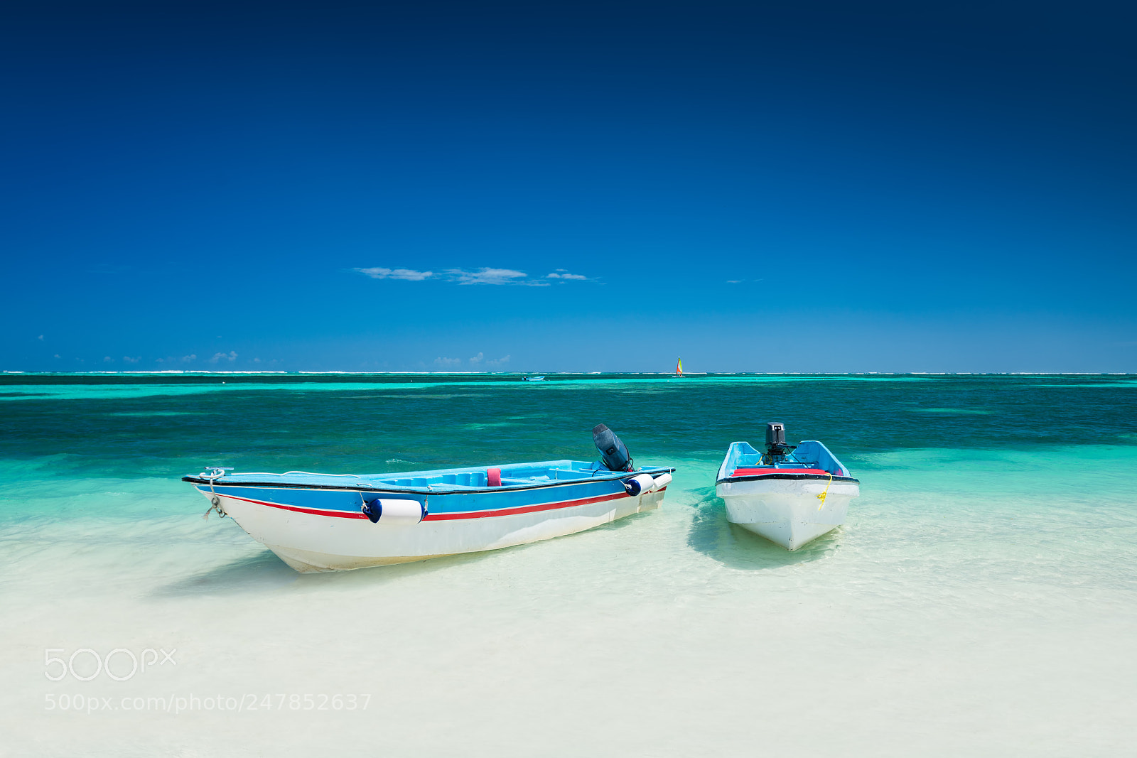 Sony a7R II sample photo. Carribean sea and speed photography