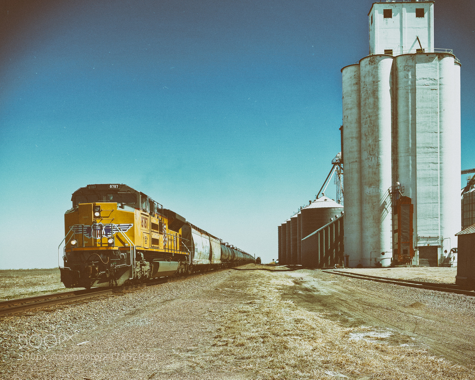 Sony ILCA-77M2 sample photo. Railroading across america photography