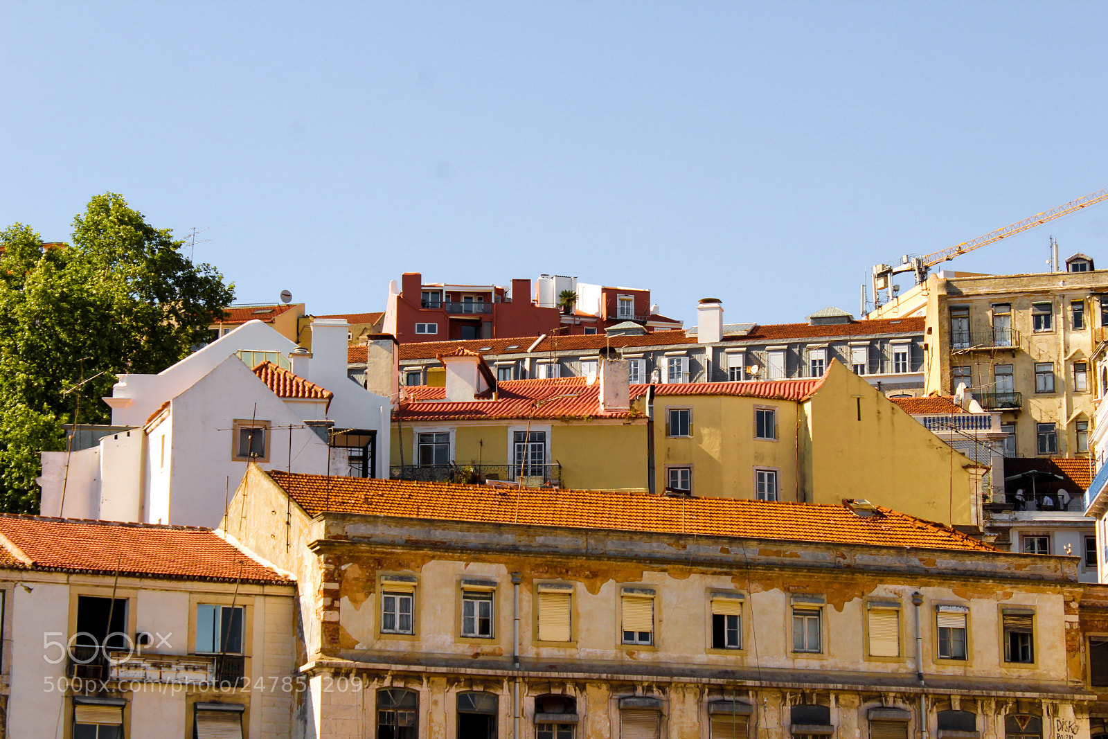Canon EOS 1200D (EOS Rebel T5 / EOS Kiss X70 / EOS Hi) sample photo. Lisbon photography
