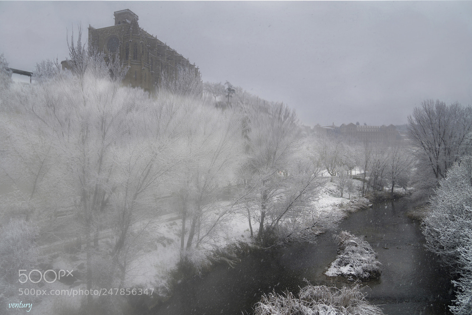 Sony a6500 sample photo. Snow in the city photography