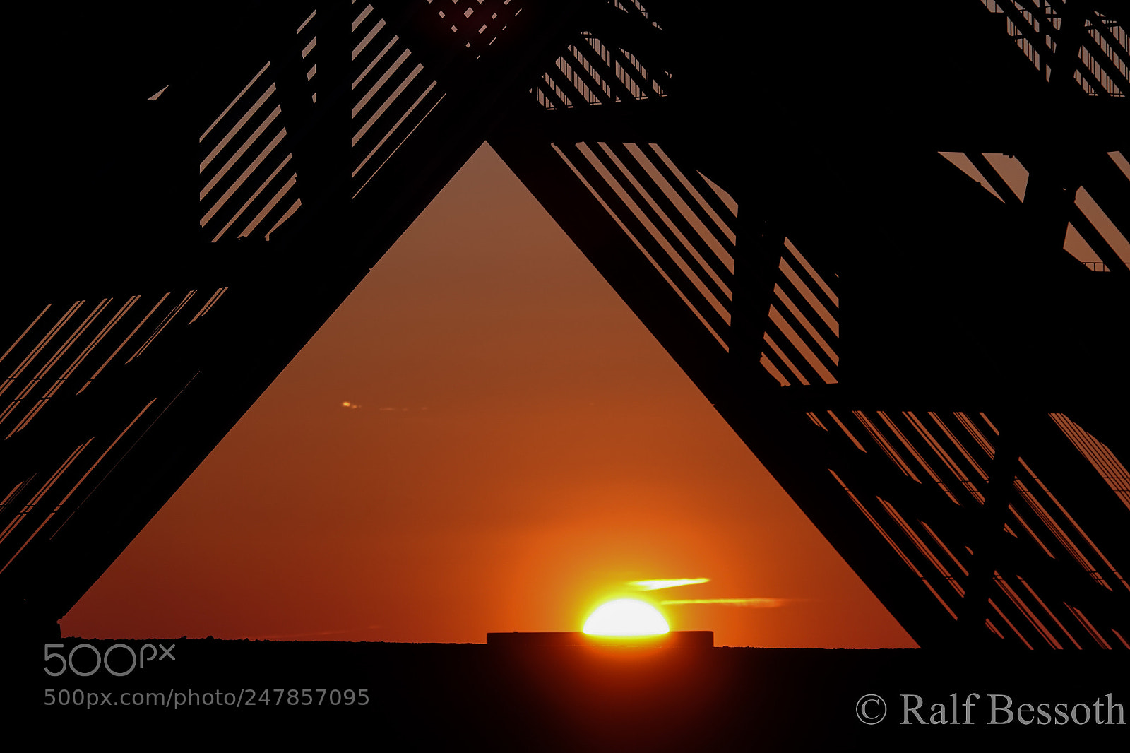 Sony Cyber-shot DSC-RX10 IV sample photo. Sunset photography