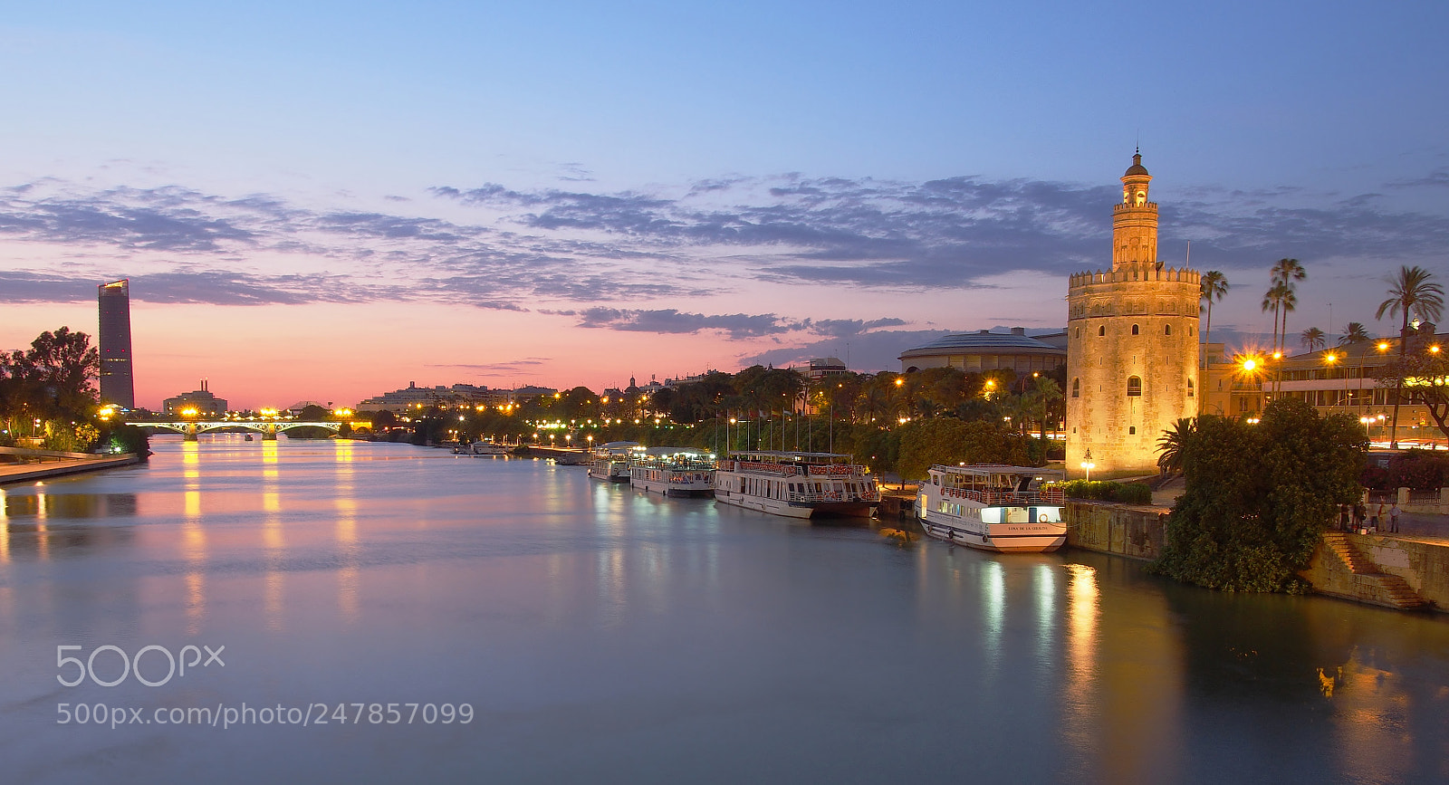 Olympus PEN E-PL5 sample photo. Seville sunset photography