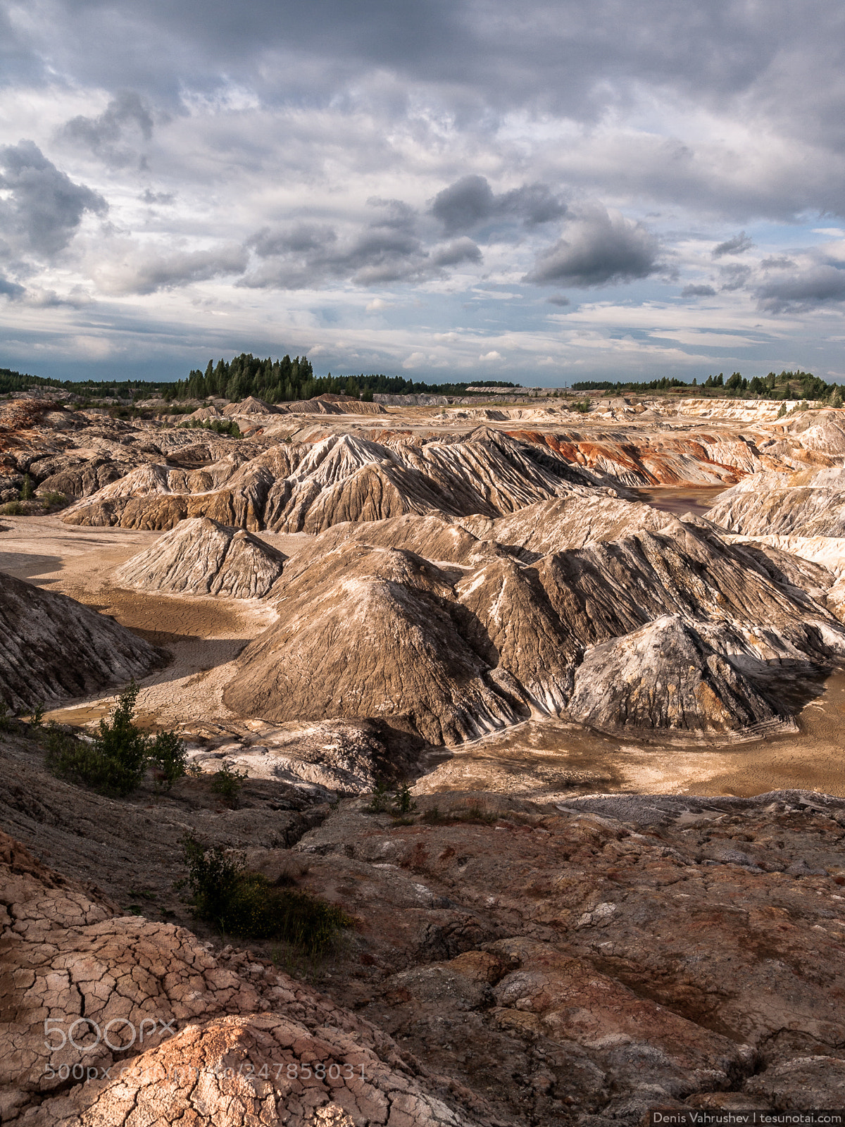 Canon EOS 40D sample photo. Clouds above clay quarry photography