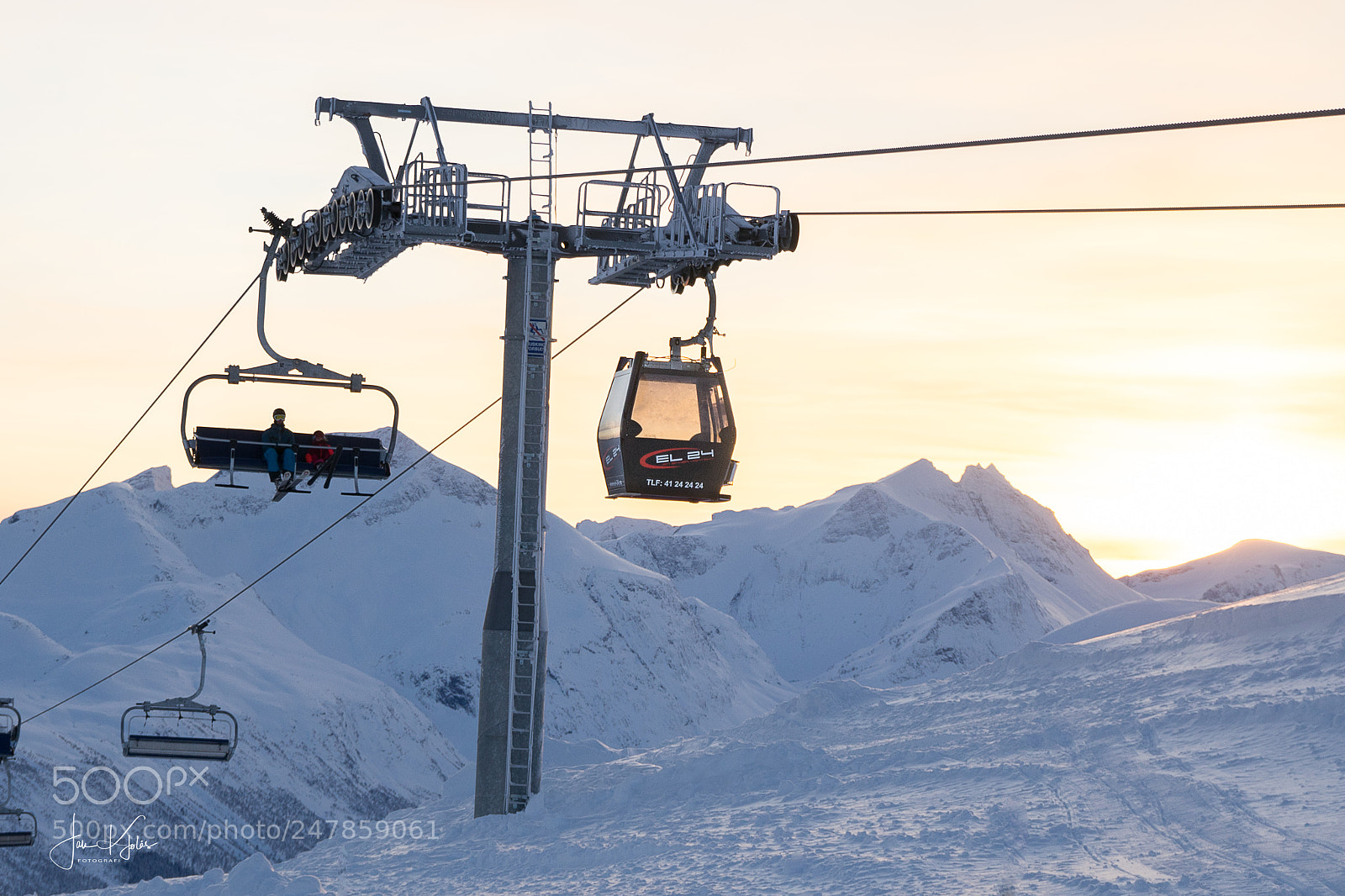 Sony a7 II sample photo. Strandafjellet gondola photography