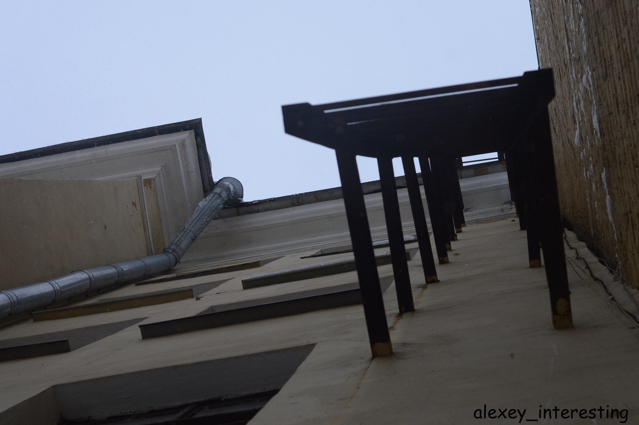 Nikon D3200 + Nikon AF-S Nikkor 50mm F1.8G sample photo. Лесница в никуда photography