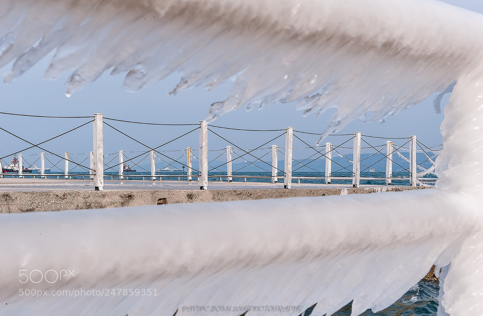 Nikon D700 sample photo. Bora...strong wind in trieste photography