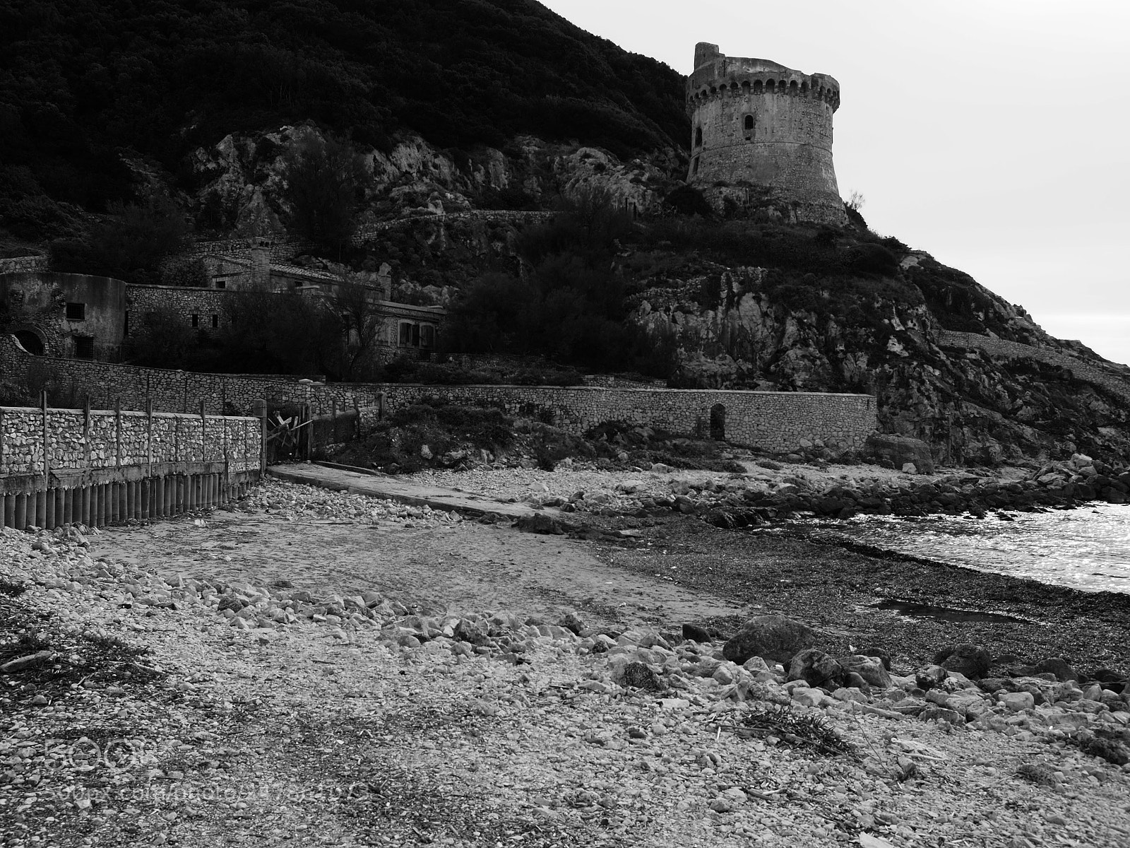 Olympus OM-D E-M5 II sample photo. Torre paola 17p9246500 20k photography