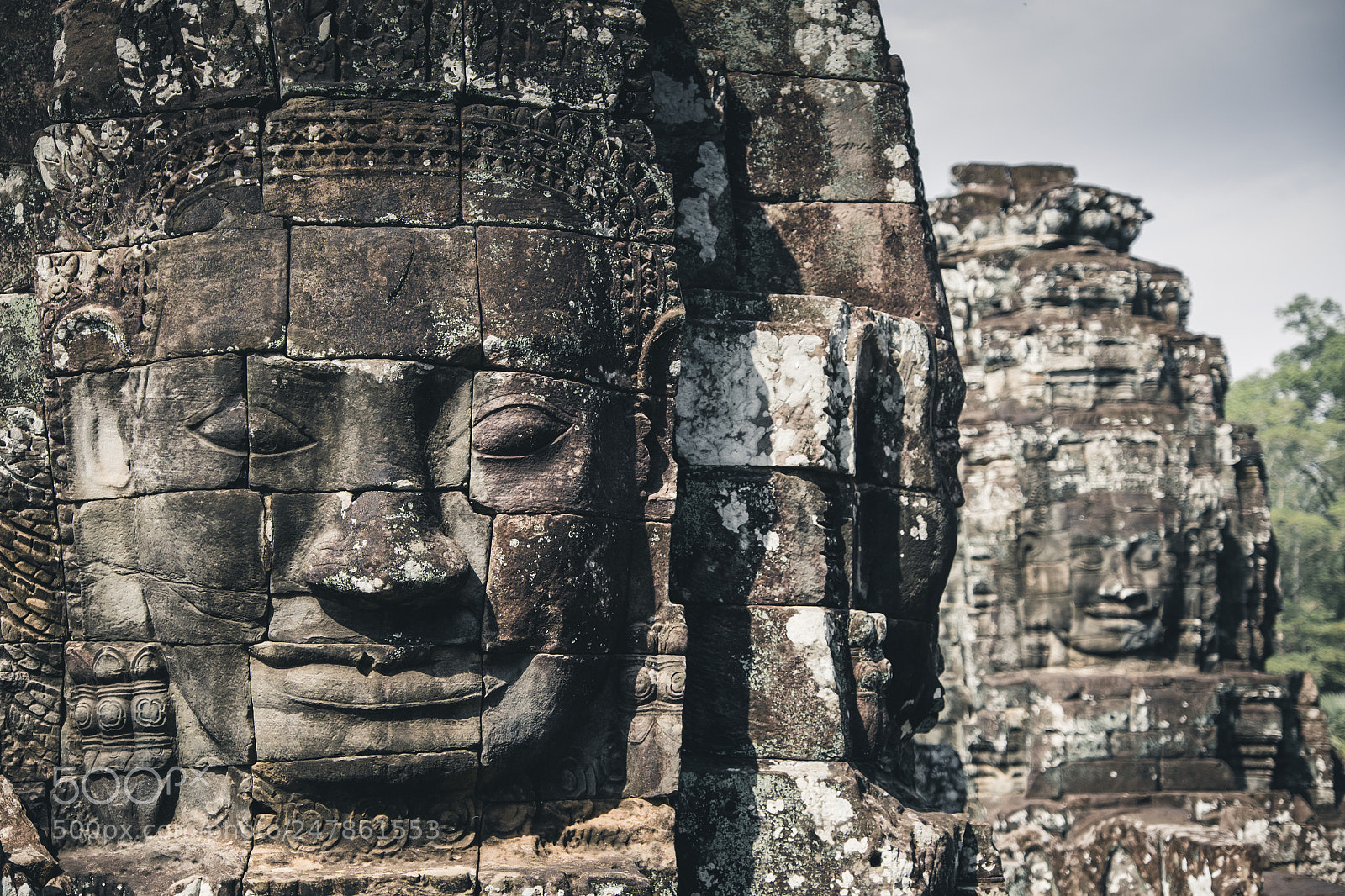 Fujifilm X-T1 sample photo. Mysterious faces in angkor photography