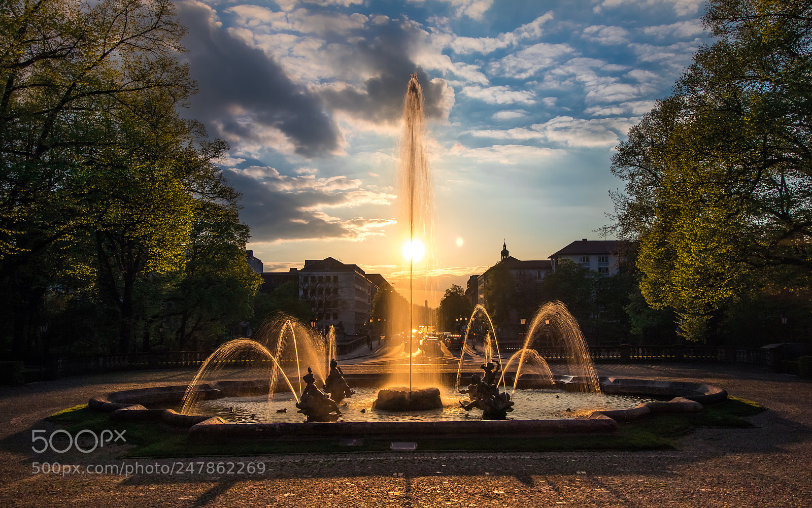 Canon EOS 80D sample photo. Sonnenbrunnen (munich sunset moods) photography