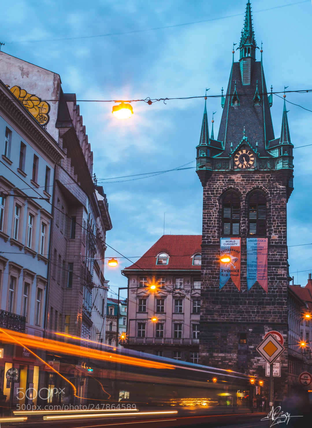Olympus OM-D E-M10 II sample photo. Prague evening lights and photography