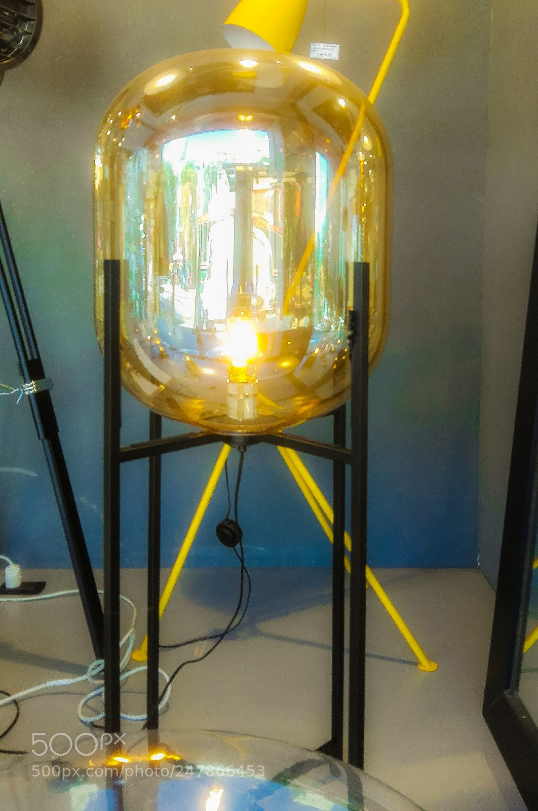 HUAWEI Y6II sample photo. Large electric bulb photography
