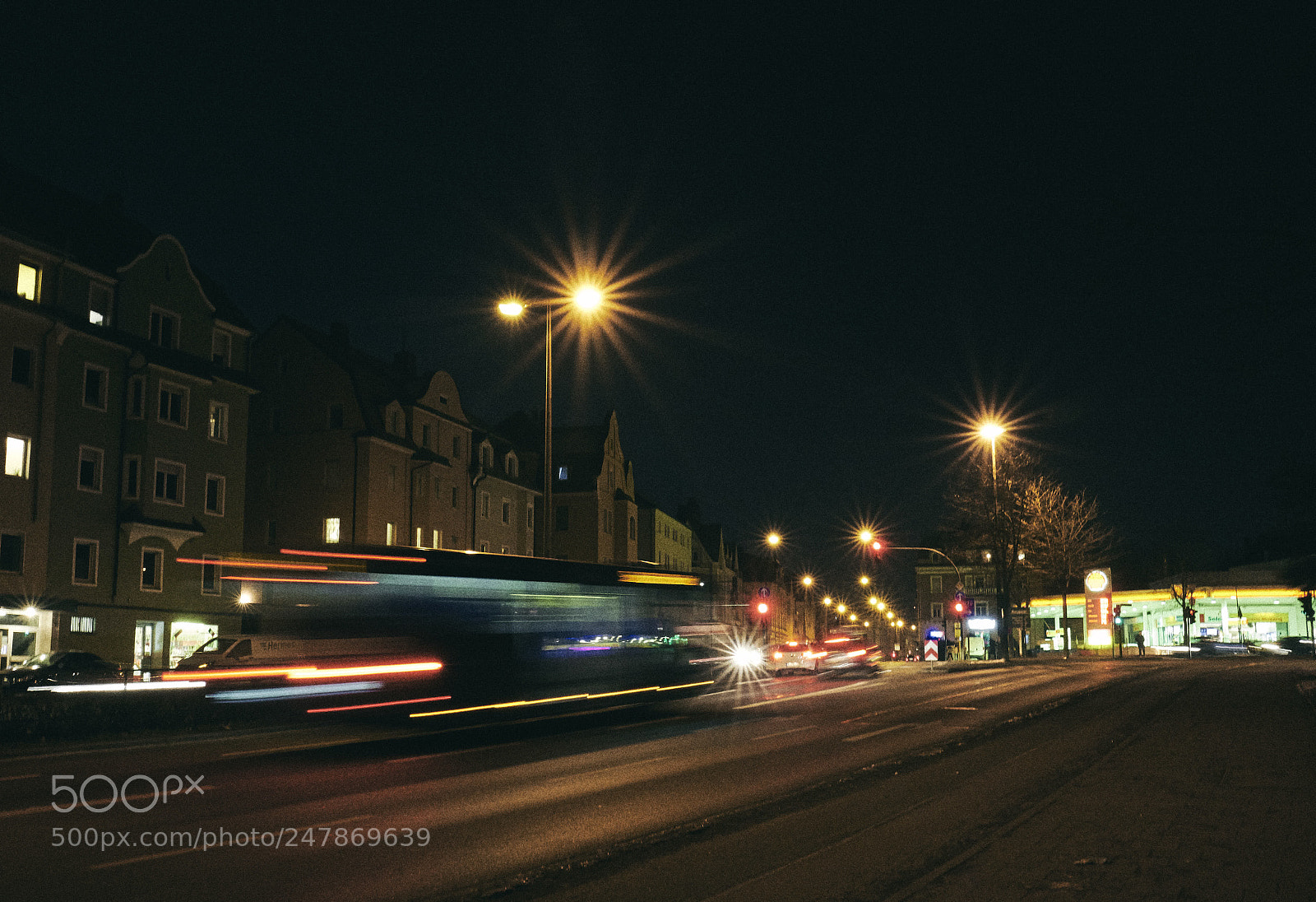 Leica Q (Typ 116) sample photo. Moving urban entities photography