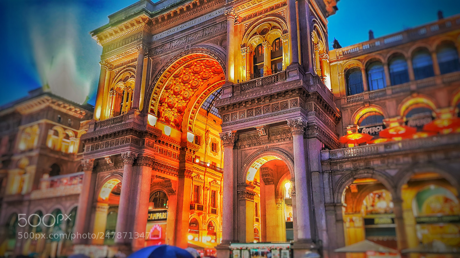 Samsung Galaxy S8 sample photo. Milan piazzadelduomo galleriasanfederico city photography