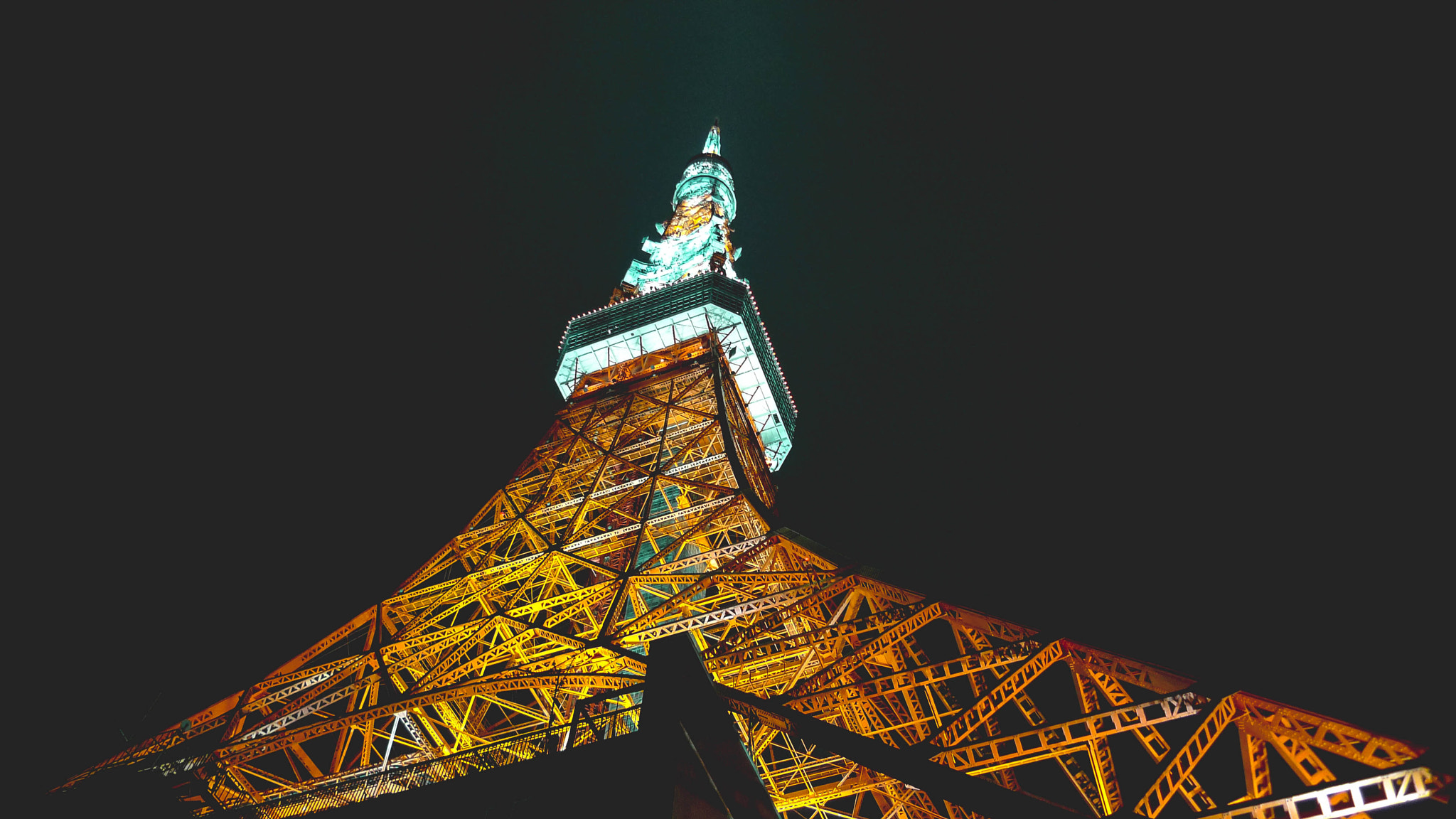Panasonic Lumix DMC-LX3 sample photo. Tokyo tower photography