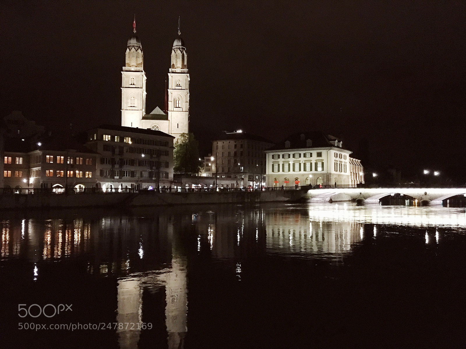 Apple iPhone 6s sample photo. Night zurich photography