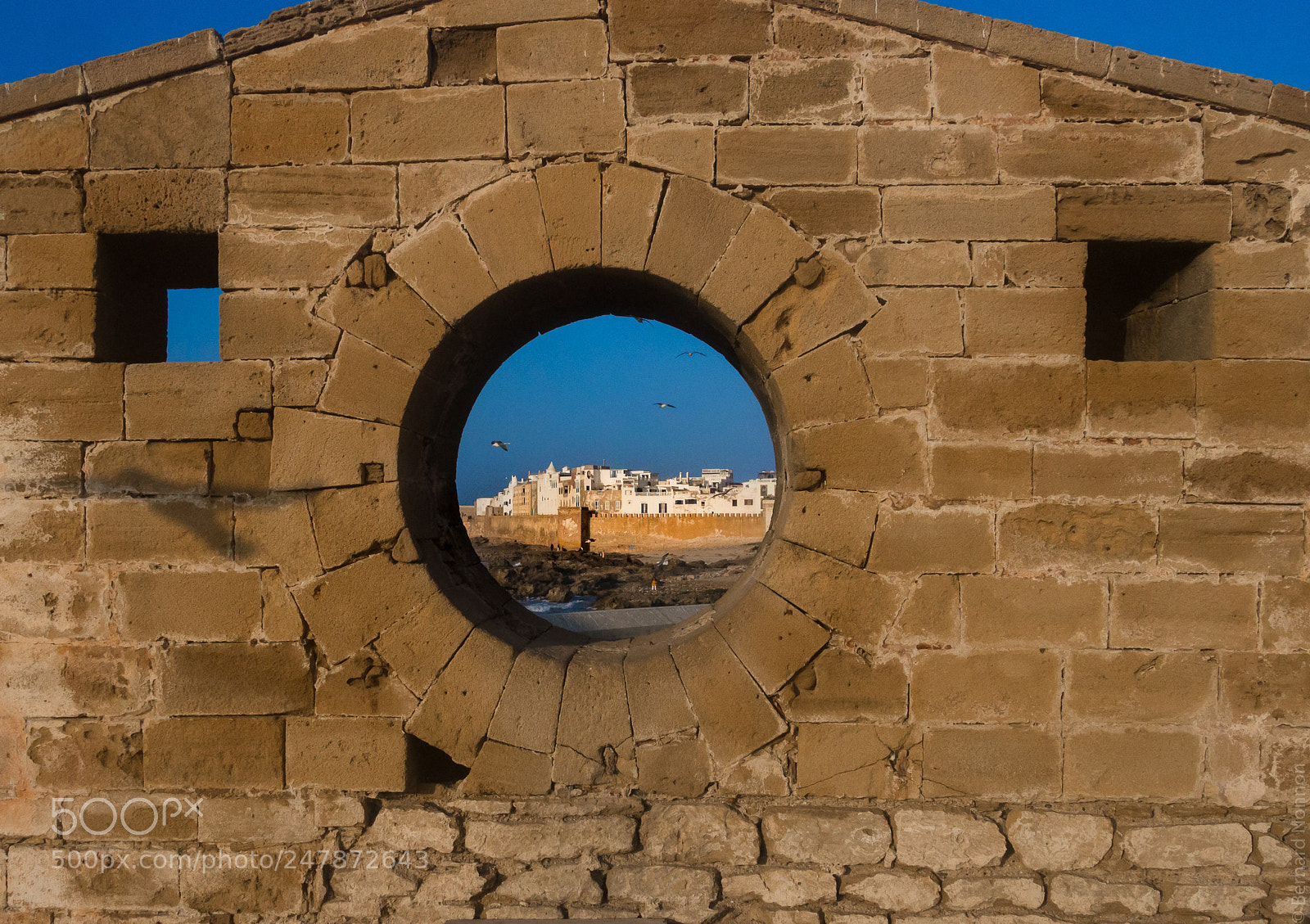 Olympus OM-D E-M10 II sample photo. Postcard of essaouira photography
