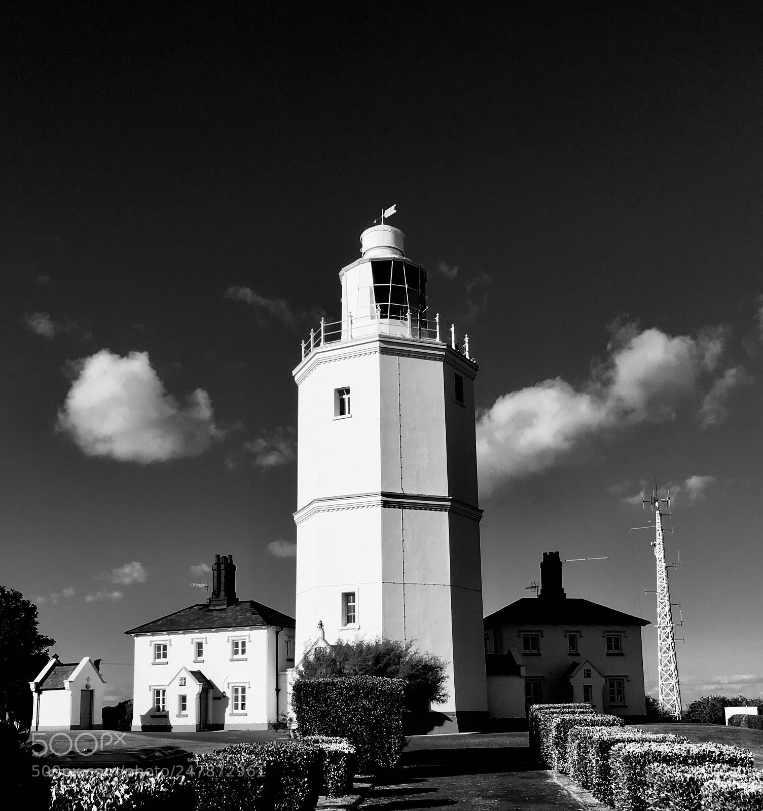 Apple iPhone 6s sample photo. Light house/ dark house photography