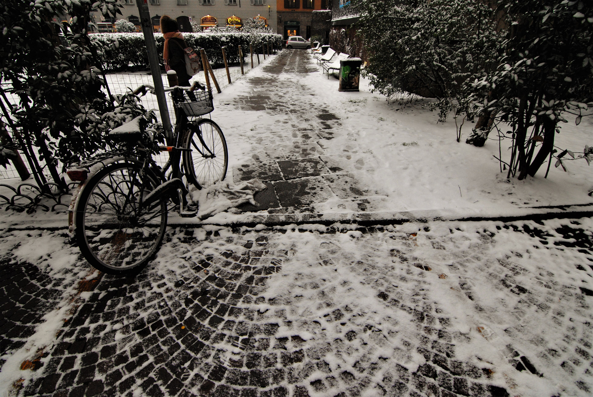 Nikon D3000 sample photo. Snowing v photography