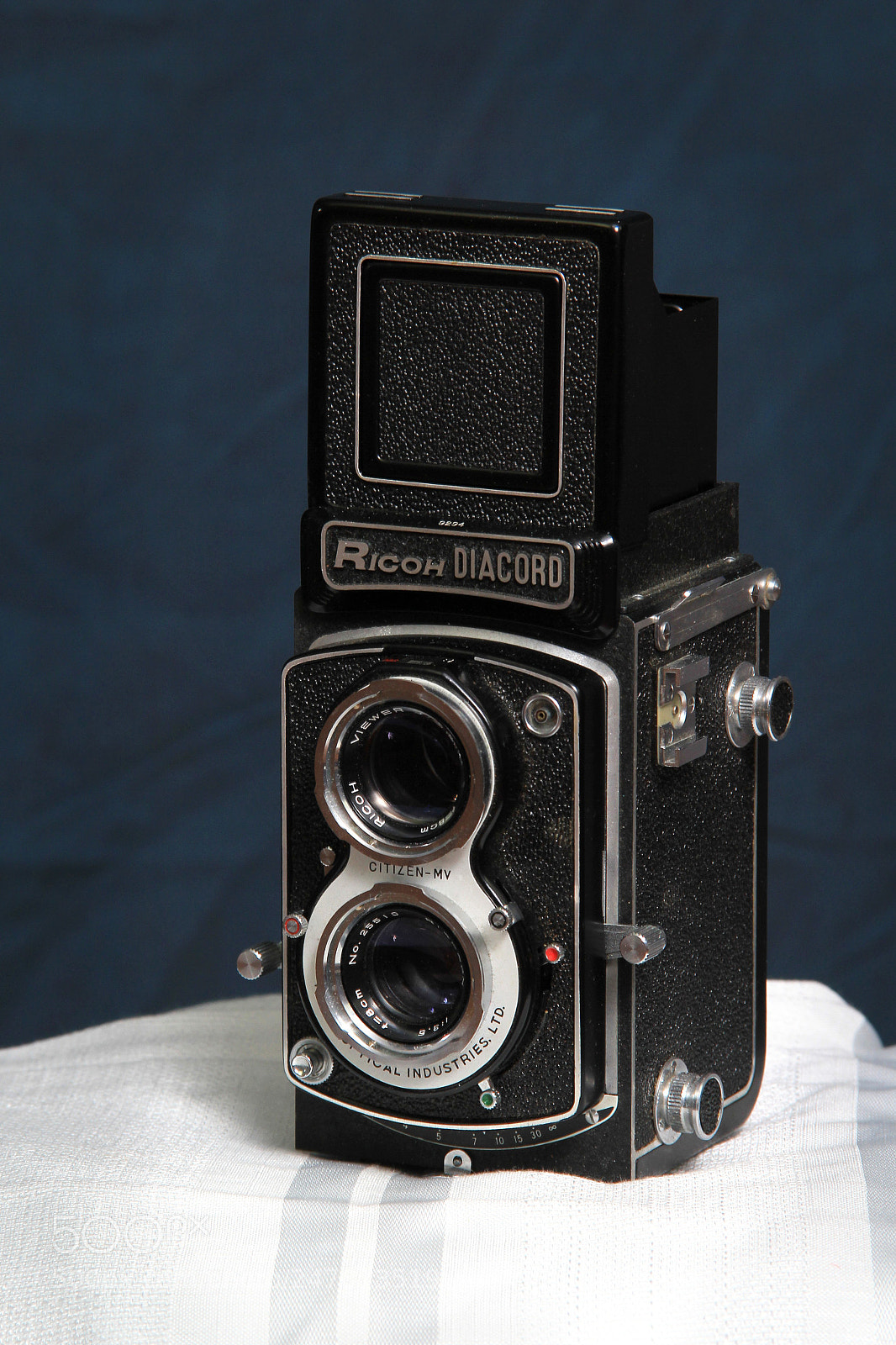 Canon EOS 60D sample photo. Ricoh diacord tlr camera photography