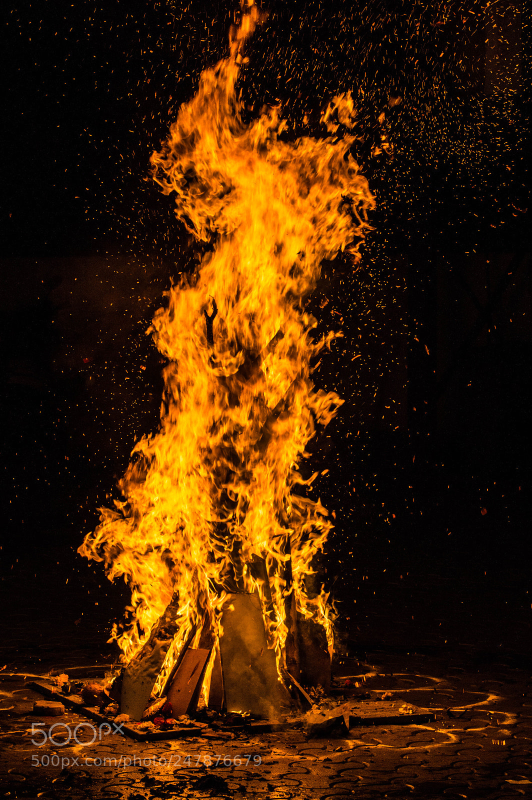 Nikon D3200 sample photo. Bonfire photography