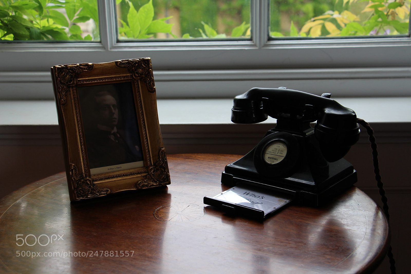 Canon EOS 700D (EOS Rebel T5i / EOS Kiss X7i) sample photo. Who's calling? photography