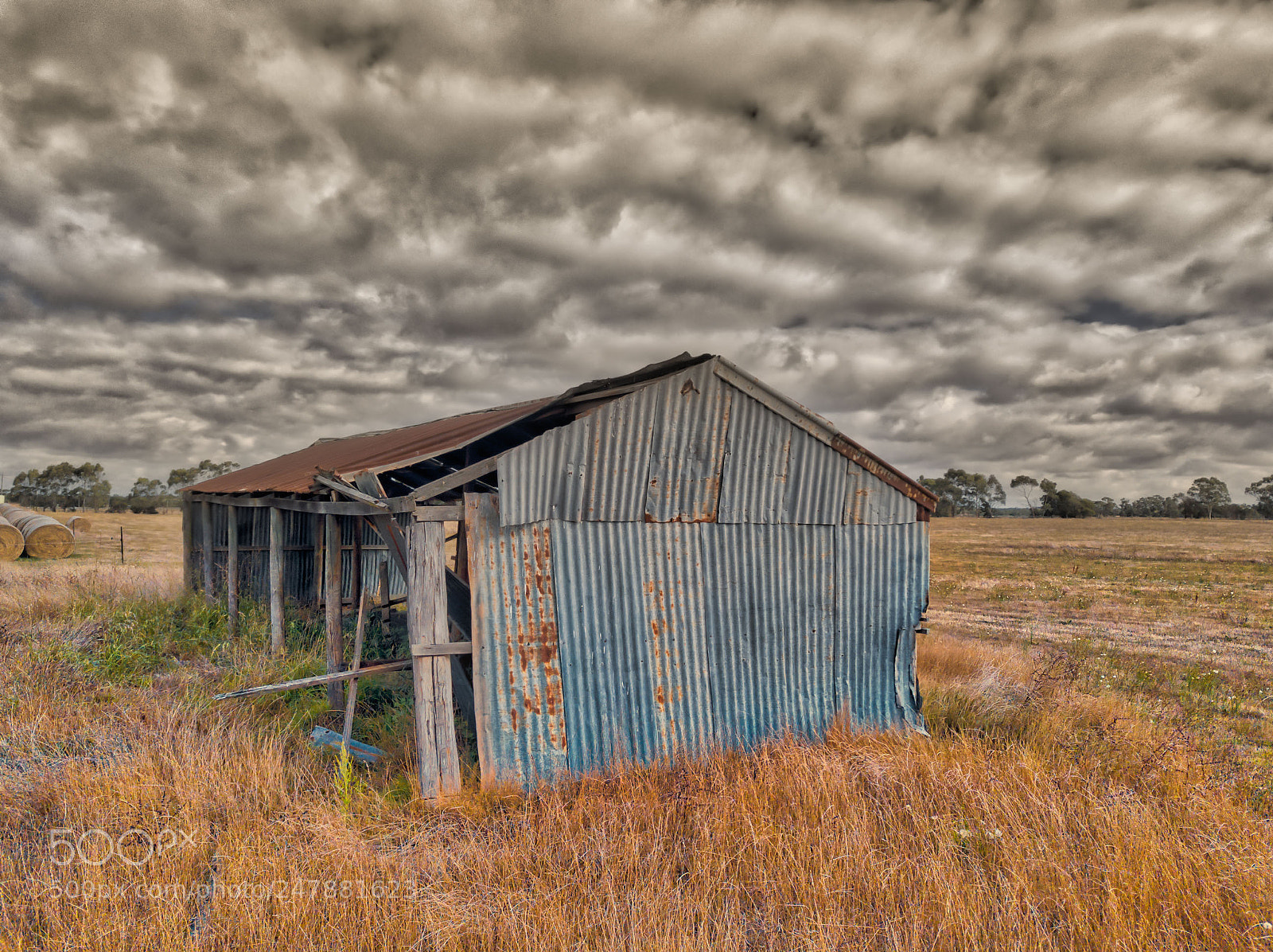DJI FC220 sample photo. Old barn photography
