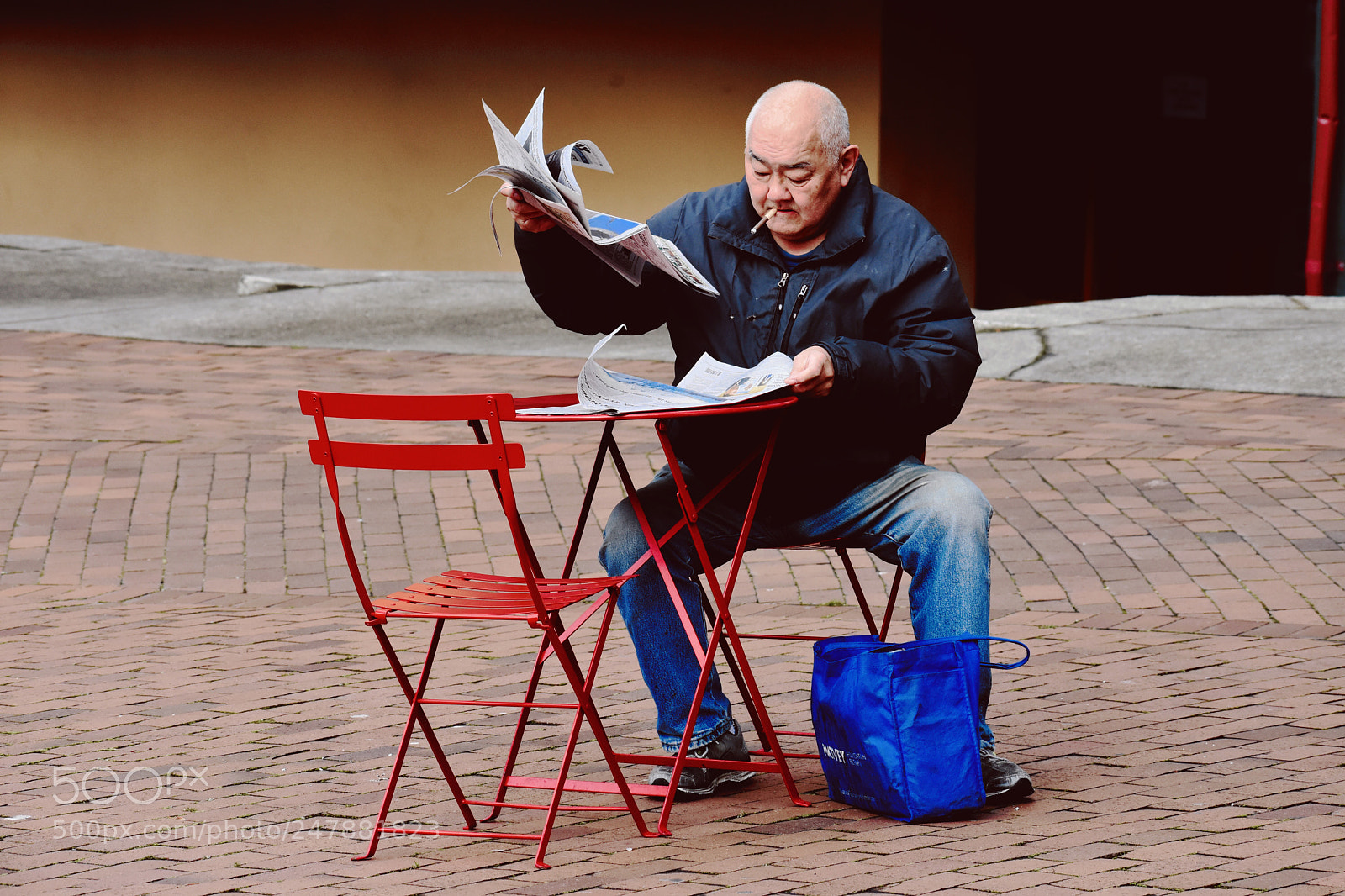 Nikon D7200 sample photo. Morning paper. photography