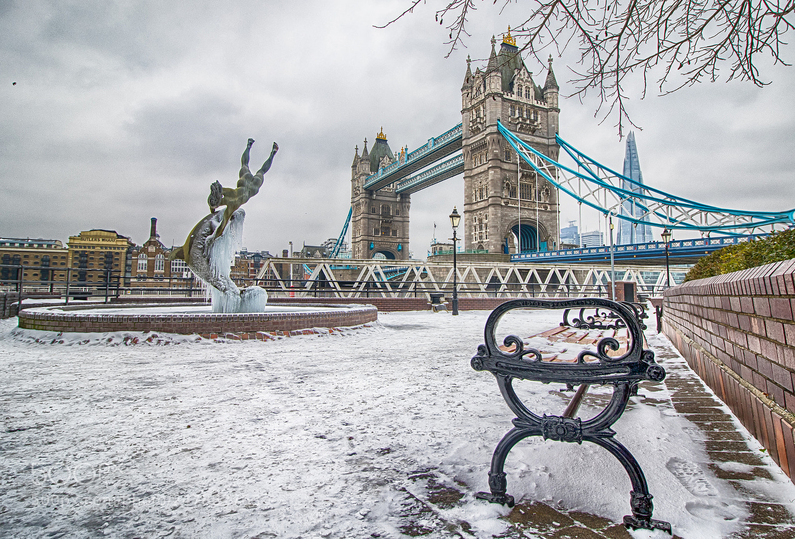 Canon EOS 7D Mark II sample photo. Snow in london ? photography