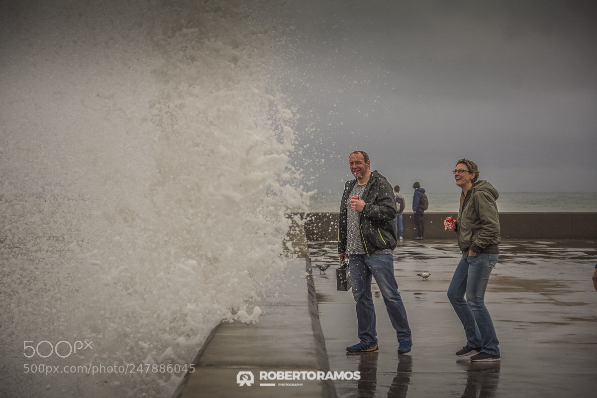 Canon EOS 60D sample photo. Wave explosion photography