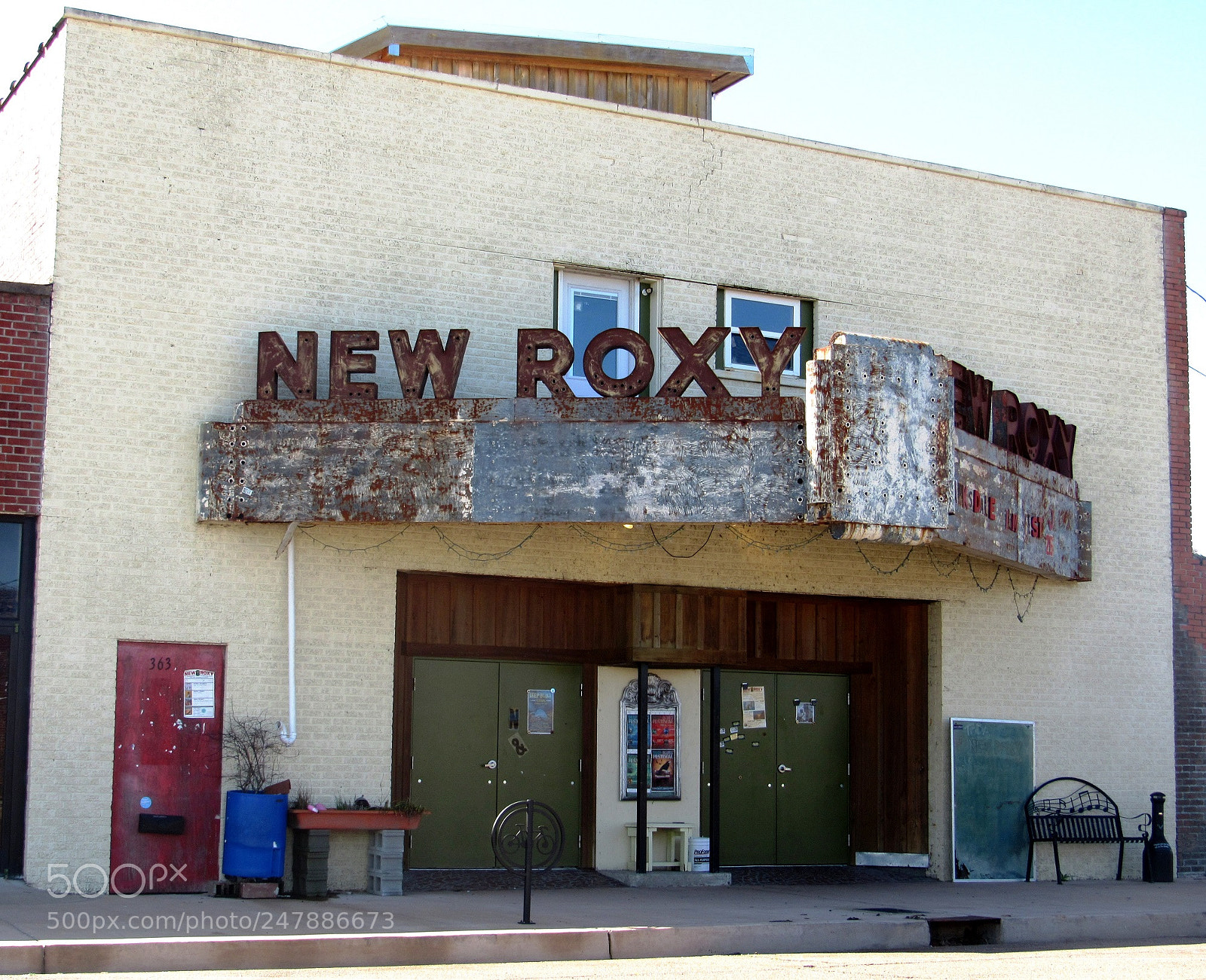 Canon PowerShot SX530 HS sample photo. New roxy photography