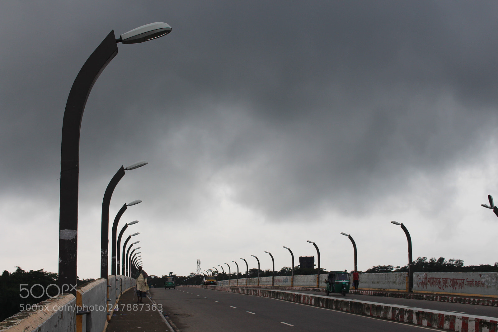Canon EOS 700D (EOS Rebel T5i / EOS Kiss X7i) sample photo. Cloudy sky photography