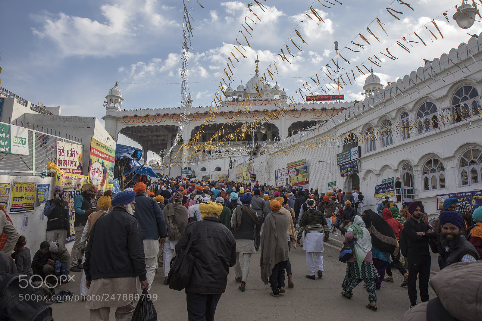 Canon EOS 7D Mark II sample photo. Hola mohalla photography